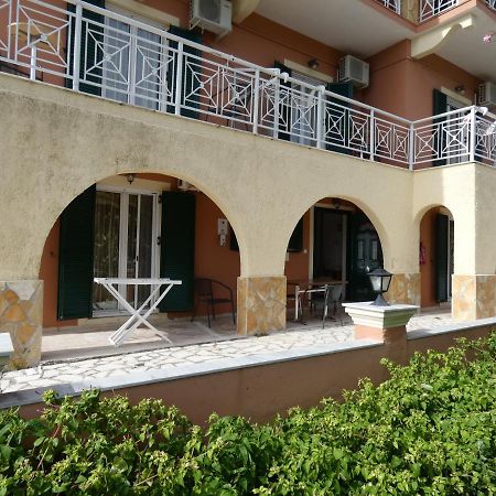 Dixtia Apartments Агиос-Георгиос-Пагон Экстерьер фото