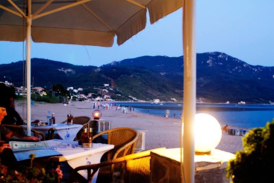 Dixtia Apartments Агиос-Георгиос-Пагон Экстерьер фото