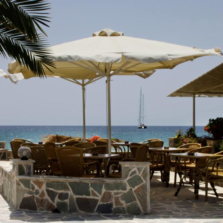 Dixtia Apartments Агиос-Георгиос-Пагон Экстерьер фото