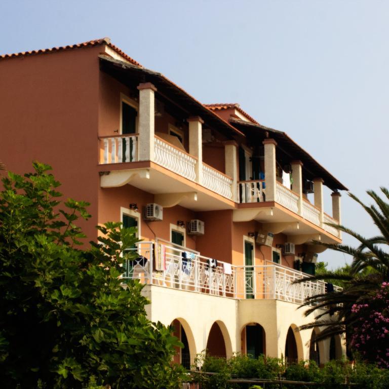 Dixtia Apartments Агиос-Георгиос-Пагон Экстерьер фото