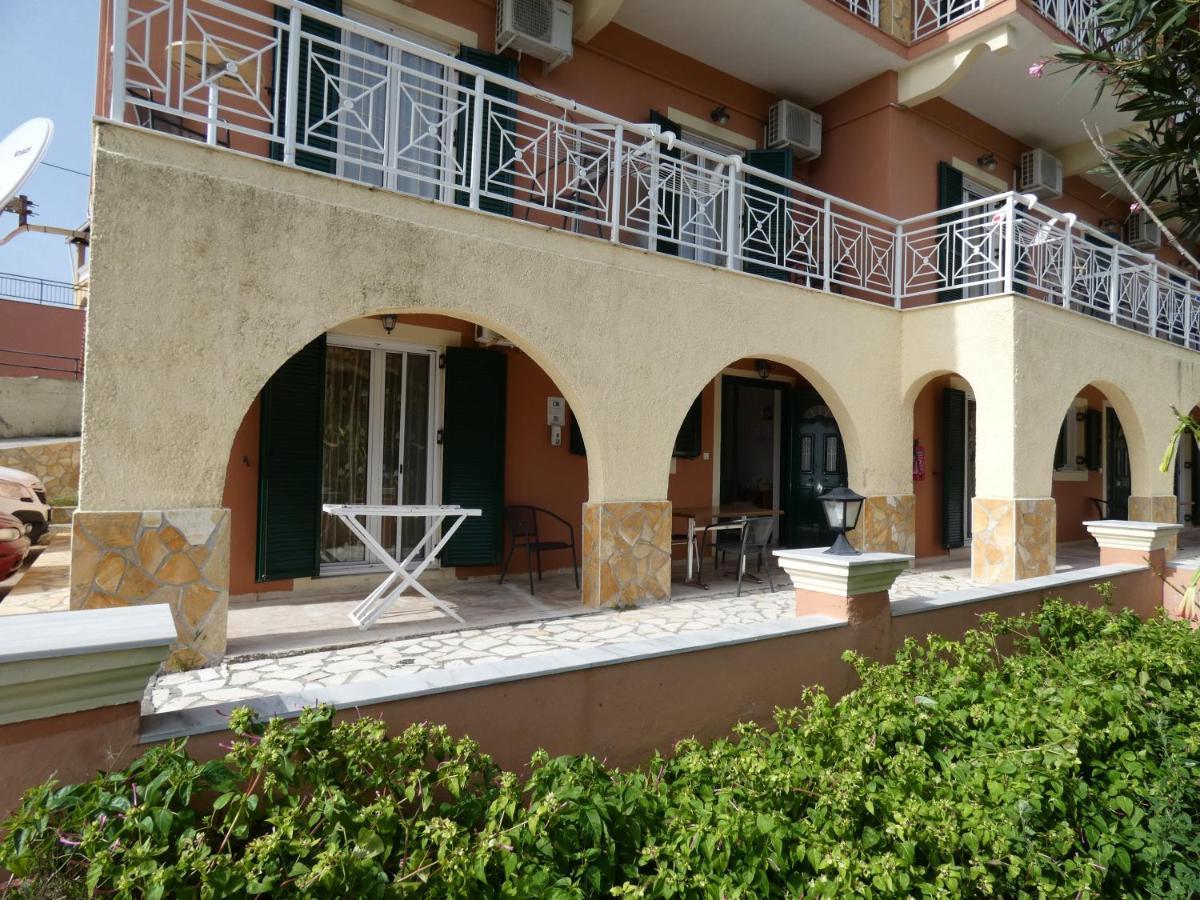 Dixtia Apartments Агиос-Георгиос-Пагон Экстерьер фото